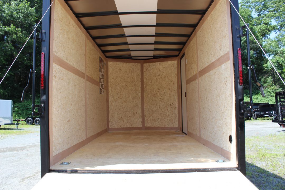 2027 Haulmark photo 7