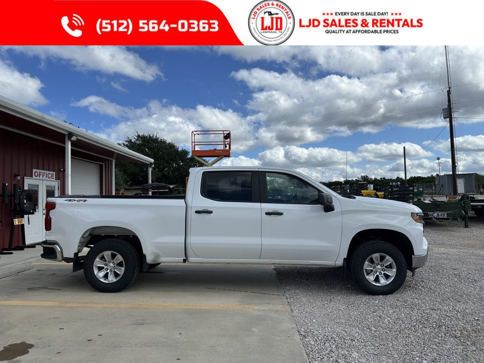 Used 2022 Chevrolet Crew Pickup - 2.7L I4 F DOHC 16V - RWD w/ 4X4 Truck