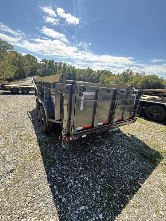 New 2027 Diamond C LPT 207 14’ Dump Trailer, PACESETTER EDITION, HYD JACK, HEAVY FENDERS, 15.5K GVWR