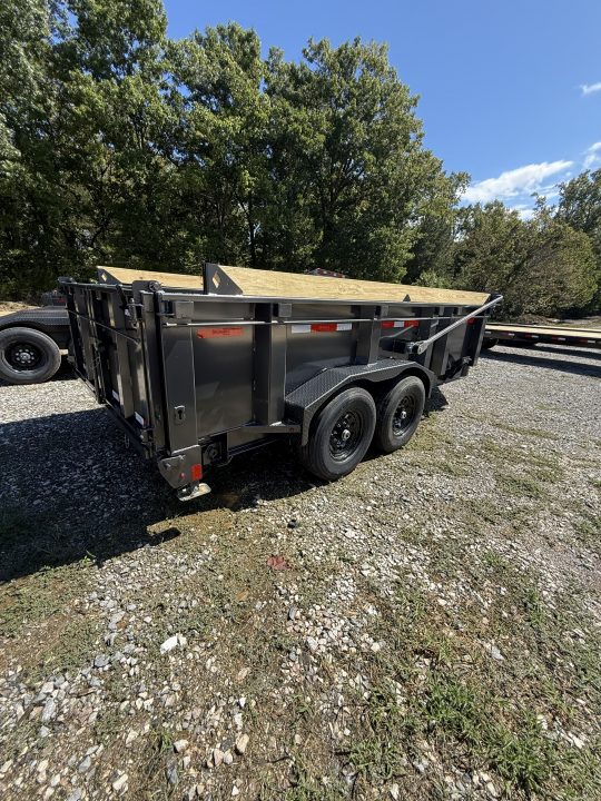 New 2027 Diamond C LPT 207 14’ Dump Trailer, PACESETTER EDITION, HYD JACK, HEAVY FENDERS, 15.5K GVWR
