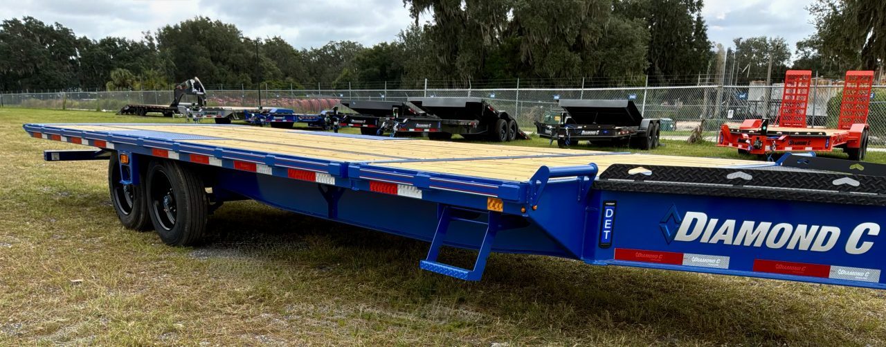 New 2027 Diamond C DET208 DECK OVER POWER TILT TRAILER, HYDRO JACK , WIRELESS REMOTE, SOLAR CHARGER