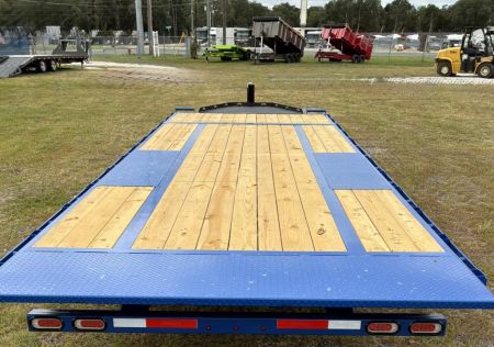 New 2027 Diamond C DET208 DECK OVER POWER TILT TRAILER, HYDRO JACK , WIRELESS REMOTE, SOLAR CHARGER