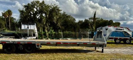 New 2027 Diamond C FMAX212 GOOSENECK TRAILER PACESETTER EDITION 102”X32’ HYDRO DOVE & JACKS, DISC BRAKES , 17.5 18 PLY TIRES