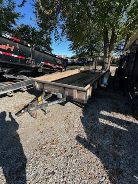Used USED 2005 PJ Trailers Utility Trailer 83X18 TA (GVW:7000) BLACK