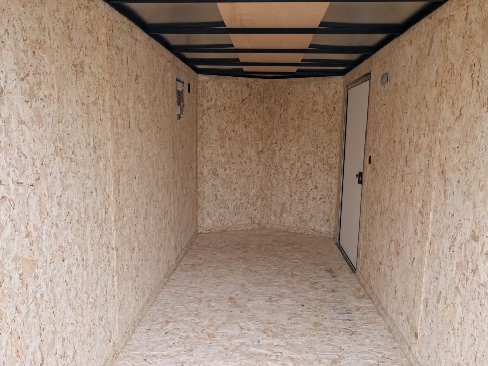 2027 Formula Trailers photo 8