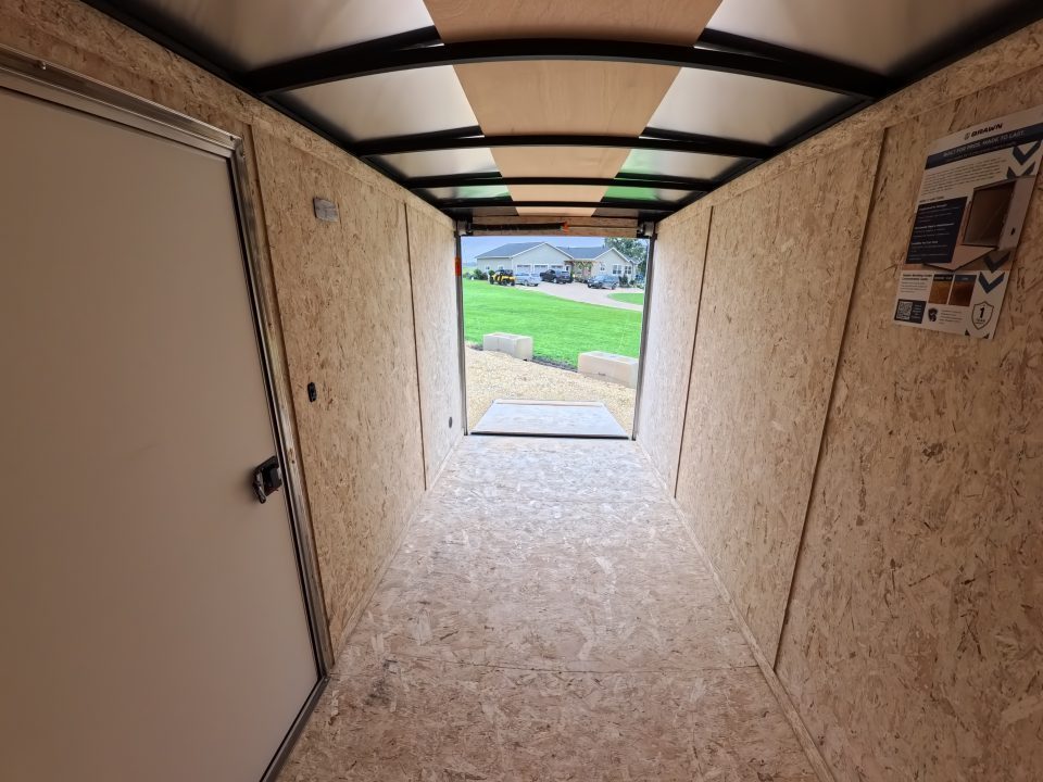 2027 Formula Trailers photo 9