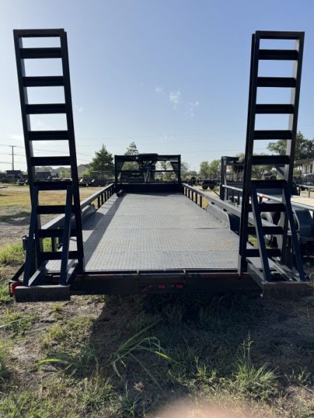 Used 2022 Texas Pride Trailers EQ72416KGN-0142 Flatbed Trailer
