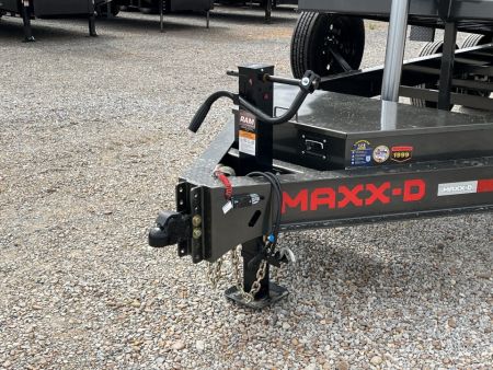 New 2027 MAXXD 83"X16' 17.5K Telescopic Dump Trailer