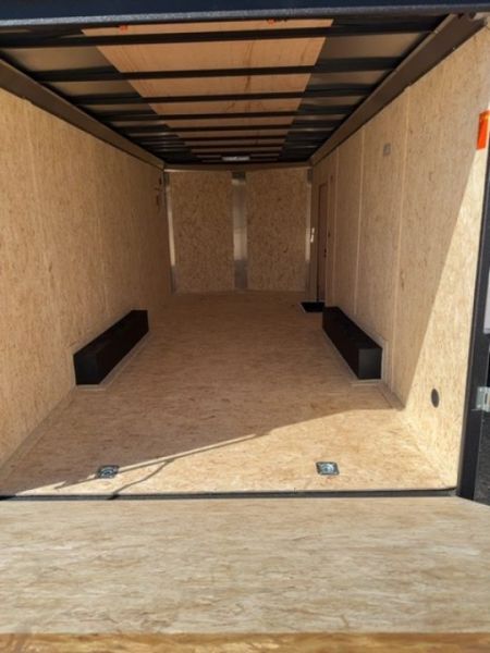 New 2027 Formula Trailers 8.5X20 TRAVERSE FLAT TOP VNOSE ENCLOSED CAR HAULER