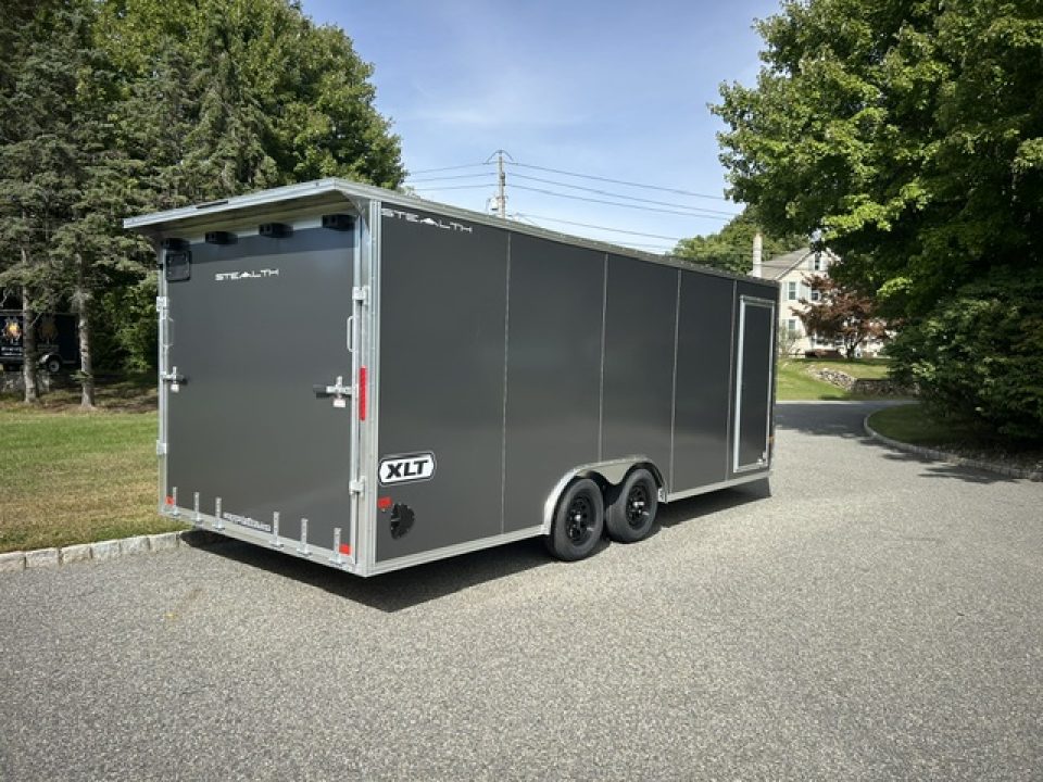 New 2027 ALCOM 8.5X20V nose Car / Racing Trailer