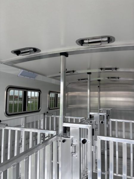 New 2027 Cimarron Trailers 6 Pen Showstar LX Stock Bumper Pull Pen Trailer