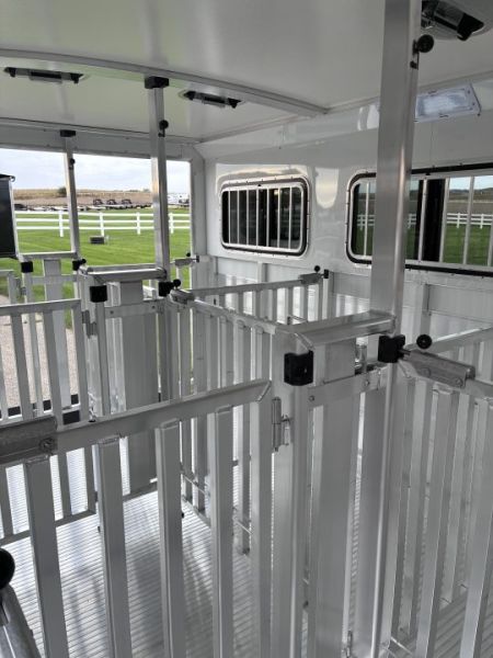 New 2027 Cimarron Trailers 6 Pen Showstar LX Stock Bumper Pull Pen Trailer
