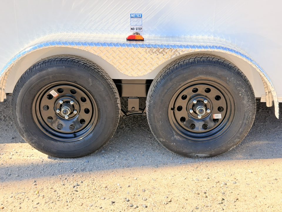 New 2027 Royal Cargo Trailers 7-16-1.5V Enclosed 7K GVWR