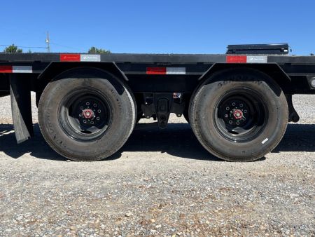 New 2027 Load Trail Gooseneck Flatbed Trailer | 102" x 28' 25.9KGVWR