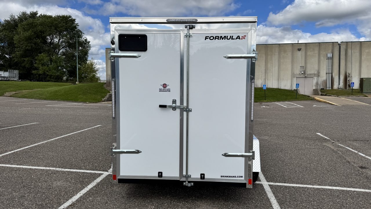 2026 Formula Trailers photo 4
