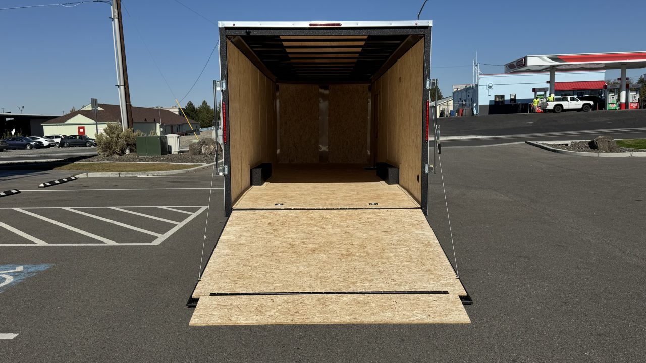 New 2026 Look Trailers 8.5 x 24 ST DLX Flat Top V-Nose Car Hauler 10K Car / Racing Trailer