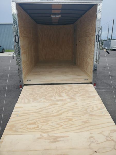 New 2027 Rock Solid Cargo 7X14 TANDEM AXLE 7000 LB GVWR .080 POLYCORE SEMII SCREWLESS ENCLOSED Cargo Trailer WITH 7FT HEIGHT, REAR RAMP DOOR W/STARTER FLAP, 4 D RINGS