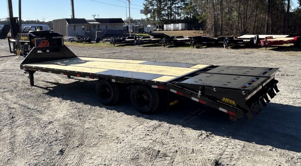 New 2027 Big Tex 22GN 20+5 ( 20ft Deck + 5ft Dovetail =25ft ) #17,210 Payload