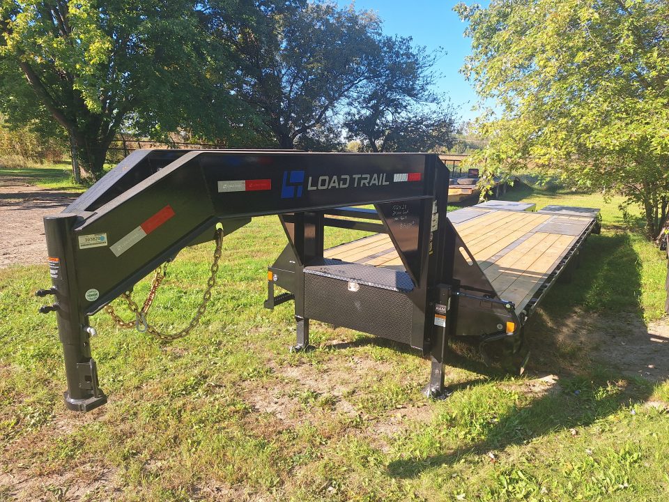 New 2027 Load Trail 102x28 Gooseneck Low Pro Deck Over Trailer W/Max Ramps