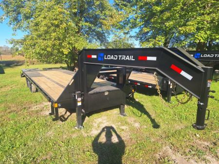 New 2027 Load Trail 102x28 Gooseneck Low Pro Deck Over Trailer W/Max Ramps