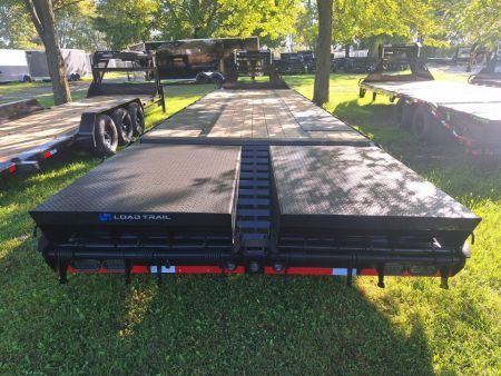 New 2027 Load Trail 102x32 Gooseneck Low Pro DeckOver W/ Max Ramps