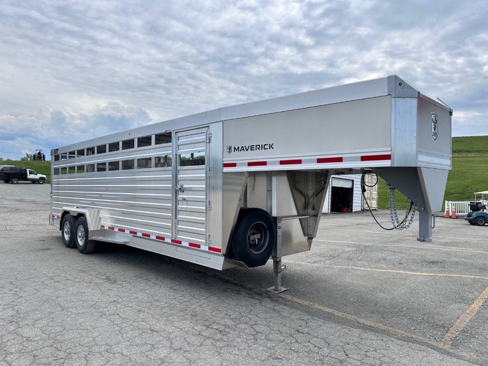 New 2027 EBY MAVERICK 24' Gooseneck Aluminum Stock Trailer w/ Rolling Gate