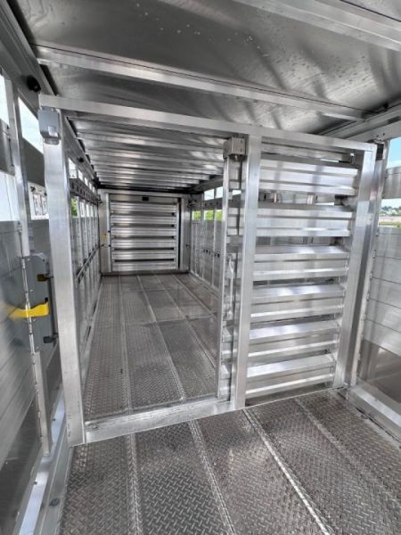 New 2027 EBY MAVERICK 24' Gooseneck Aluminum Stock Trailer w/ Rolling Gate