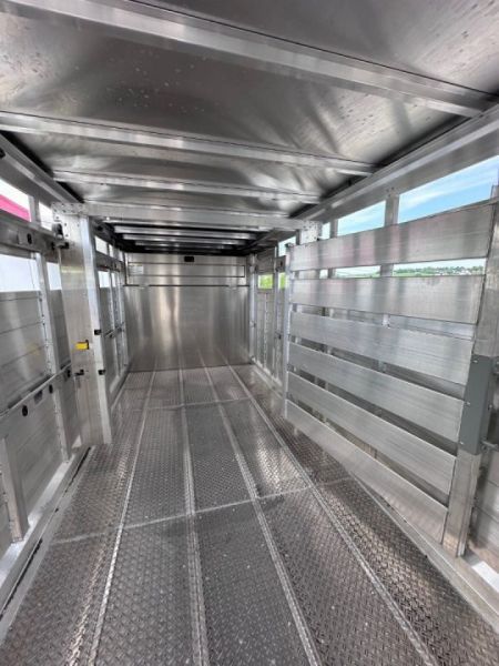 New 2027 EBY MAVERICK 24' Gooseneck Aluminum Stock Trailer w/ Rolling Gate