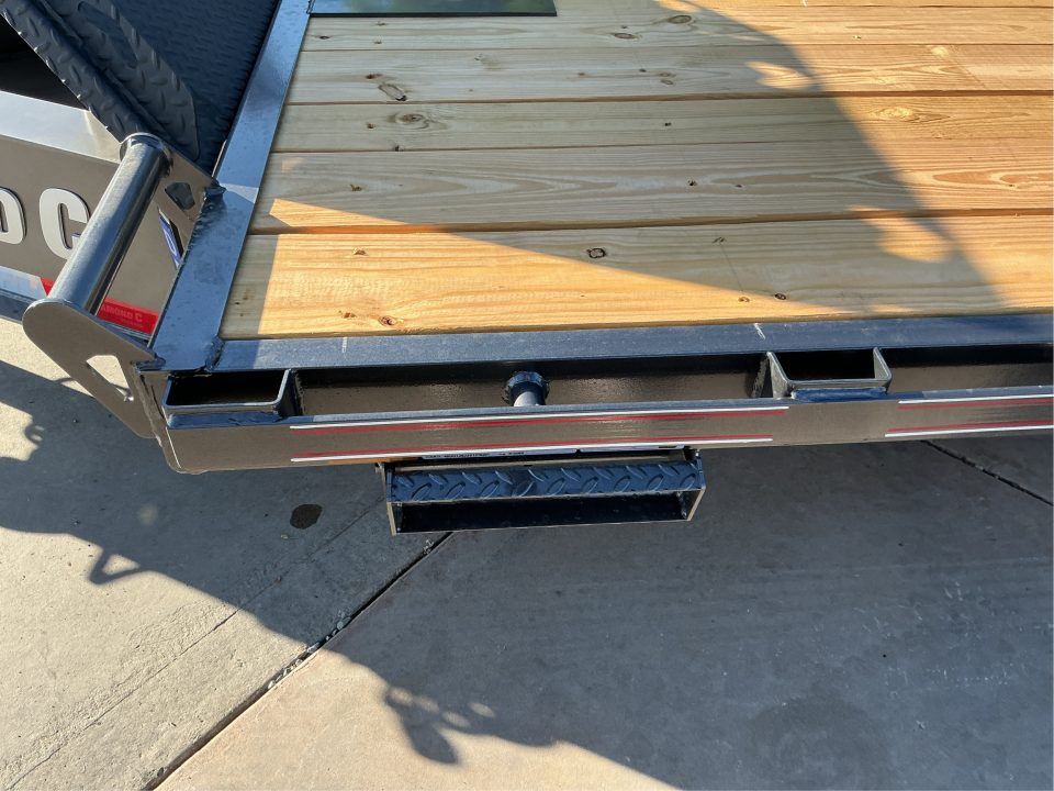 New 2027 Diamond C Trailers DET207L26X102 8.5FT X 26FT Tilt Trailer