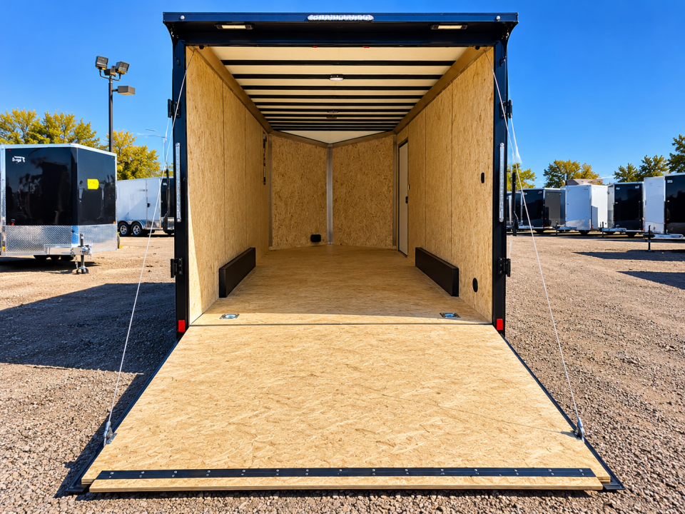 2027 Formula Trailers photo 6