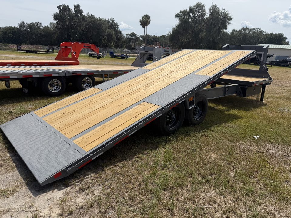 New 2027 DIAMOND C DET210GN TILT TRAILER; 26’X 102”; 20K DUAL HYDRO JACKS; HYDRO TILT; ABS BRAKES