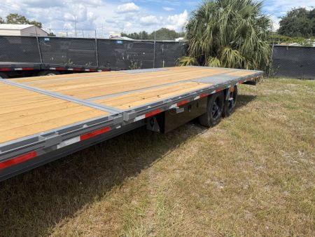 New 2027 DIAMOND C DET210GN TILT TRAILER; 26’X 102”; 20K DUAL HYDRO JACKS; HYDRO TILT; ABS BRAKES