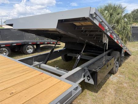 New 2027 DIAMOND C DET210GN TILT TRAILER; 26’X 102”; 20K DUAL HYDRO JACKS; HYDRO TILT; ABS BRAKES