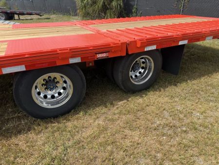 New 2027 Diamond C FMAX210 GOOSENECK TRAILER ***ABS BRAKES*** HYDRO JACKS & DOVE ALUMINUM OUTER RIMS