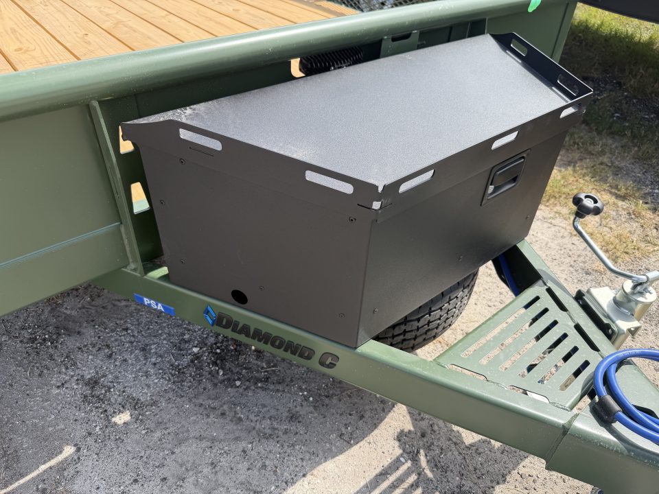 New 2027 DIAMOND C PSA106 UTILITY TRAILER;VENTURE FLIP JACK; BIFOLD RAMP GATE 83”X14’