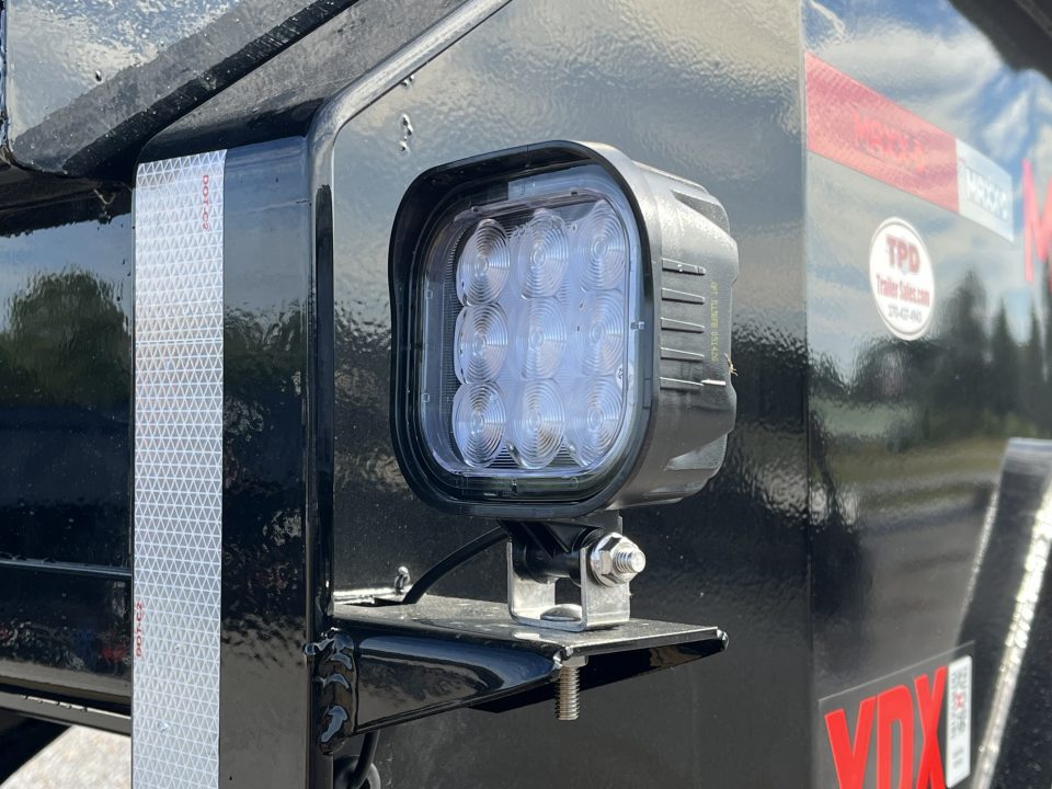 New 2027 MAXXD Hydraulic Dovetail Gooseneck Trailer | 34' x 102' 30K GVWR