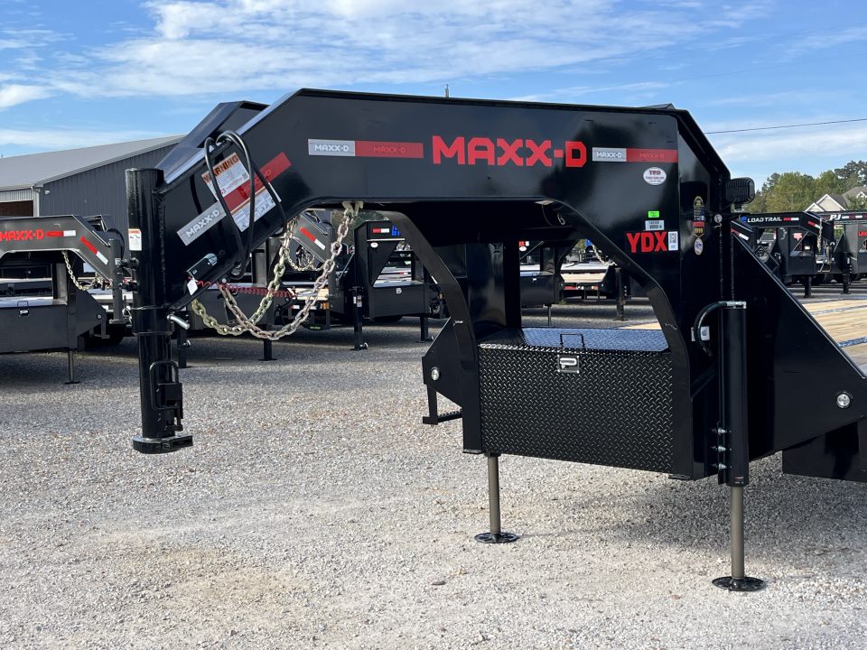 New 2027 MAXXD Hydraulic Dovetail Gooseneck Trailer | 34' x 102' 30K GVWR