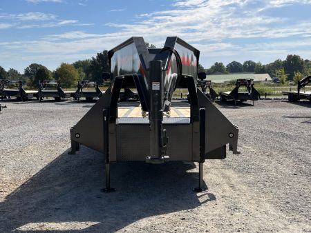 New 2027 MAXXD 102"X34' 30K Hydraulic Dovetail Gooseneck Trailer | OAK FLOOR