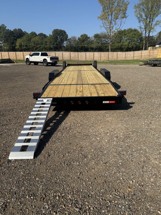2027 7×32 Car Hauler Trailer photo 2