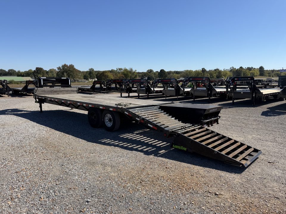 Used 2022 Load Trail 102"x30' 14k Gooseneck Flatbed Trailer