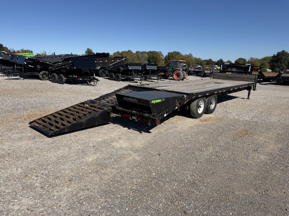 Used 2022 Load Trail 102"x30' 14k Gooseneck Flatbed Trailer