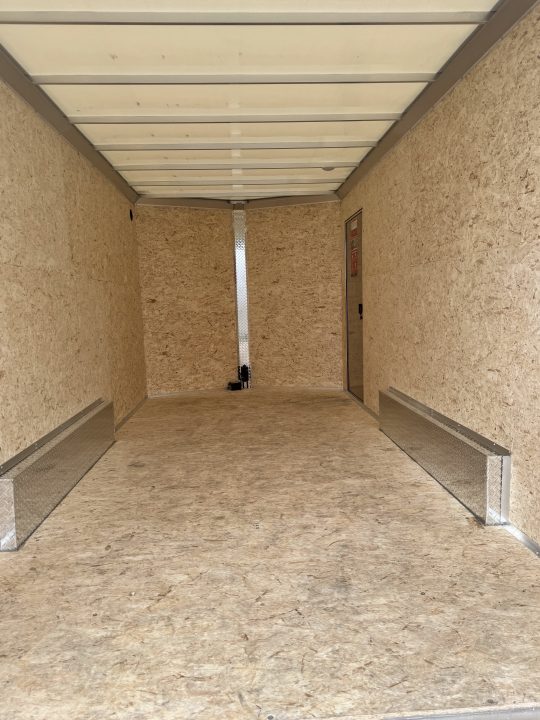 2027 Alcom photo 3