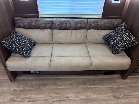 Used 2026 SMC Laramie 4H 17'LQ Horse Trailer