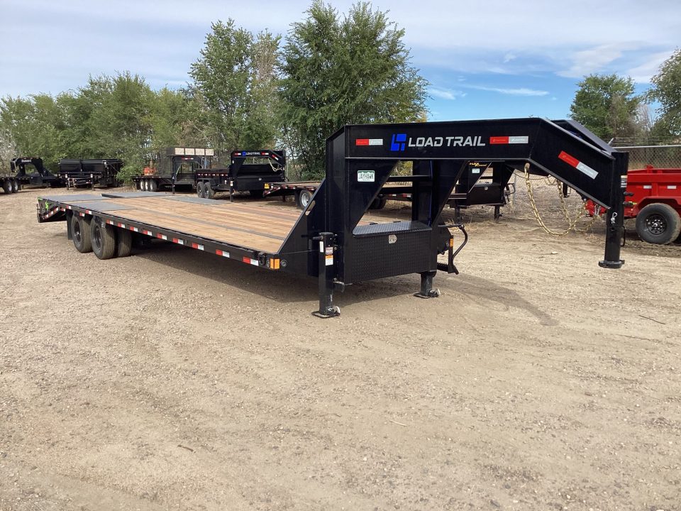 New 2027 Load Trail 8.5-32 Tandem Dual Gooseneck Deckover Equipment Hauler W/ Max Ramps 24K GVWR