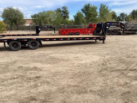 New 2027 Load Trail 8.5-32 Tandem Dual Gooseneck Deckover Equipment Hauler W/ Max Ramps 24K GVWR