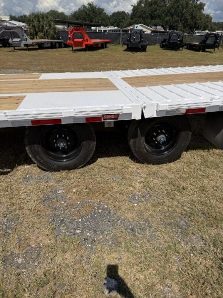 New 2027 DIAMOND C FMAX210HDT W/ENGINEERED BEAM*** ABS BRAKES***HYDRO DOVETAIL&JACKS; 30’X 102”