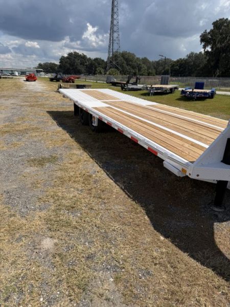 New 2027 DIAMOND C FMAX210HDT W/ENGINEERED BEAM*** ABS BRAKES***HYDRO DOVETAIL&JACKS; 30’X 102”