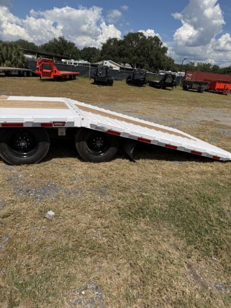 New 2027 DIAMOND C FMAX210HDT W/ENGINEERED BEAM*** ABS BRAKES***HYDRO DOVETAIL&JACKS; 30’X 102”