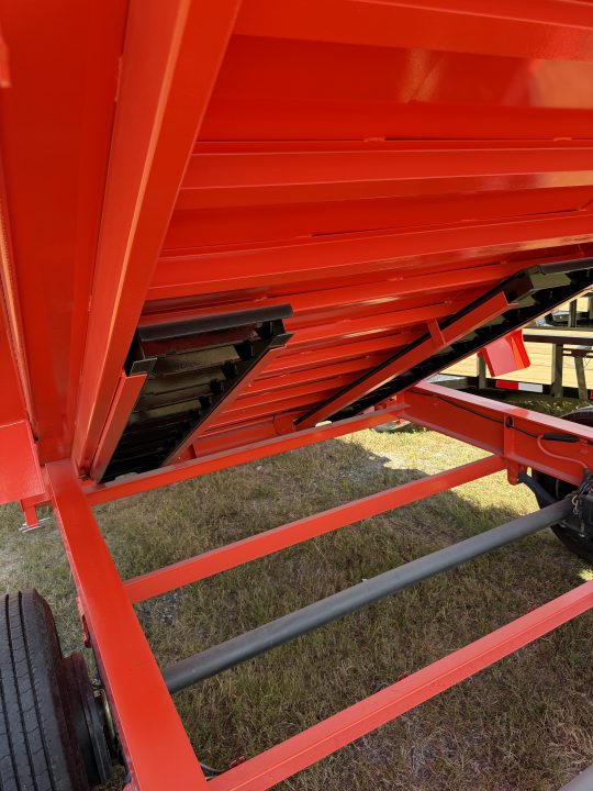 New DIAMOND C LPT208 LOW PROFILE TELESCOPIC DUMP TRAILER - PACESETTER EDITION; 16’X81”;3 WAY GATE