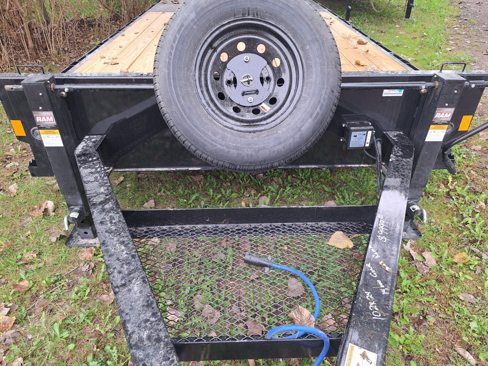 New 2027 Load Trail 102x24 Deckover Trailer W/ Max ramps